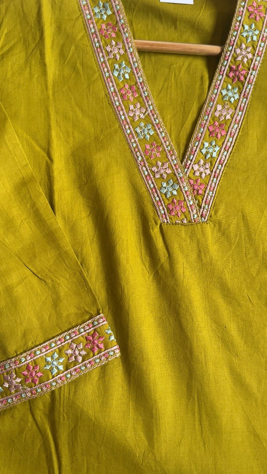 Mustard Green Embroidered Kurta Set |Cotton Silk 2-Piece Suit |Indian Wedding Wear for Women