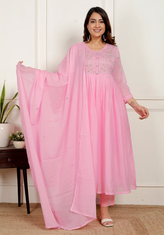 Premium Quality Embroidered Mul-Cotton Anarkali Pant Dupatta Set With Lining Inside.