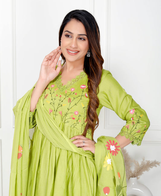Premium Quality Pure Mul Cotton Embroidered Alia Cut Anarkali Kurti Pant Dupatta Set.