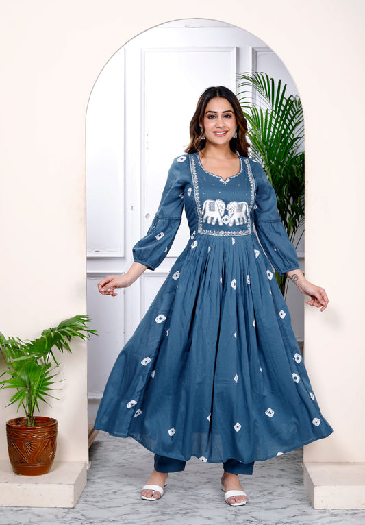 Premium Quality Pure Mul Cotton Bandhani Print Embroided Anarkali Kurti Pant Dupatta Set With Mul Cotton Lining Inside.