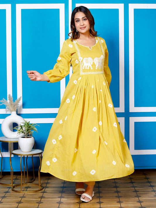 Premium Quality Pure Mul Cotton Bandhani Print Embroided Anarkali Kurti Pant Dupatta Set With Mul Cotton Lining Inside.