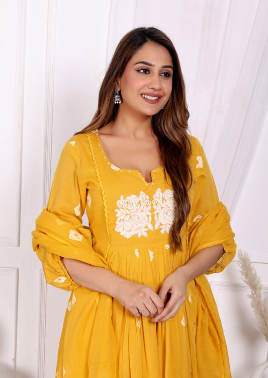 Premium Quality Pure Mul Cotton Bandhani Print  Embroided Anarkali Kurti Pant Dupatta Set With Mul Cotton Lining Inside.