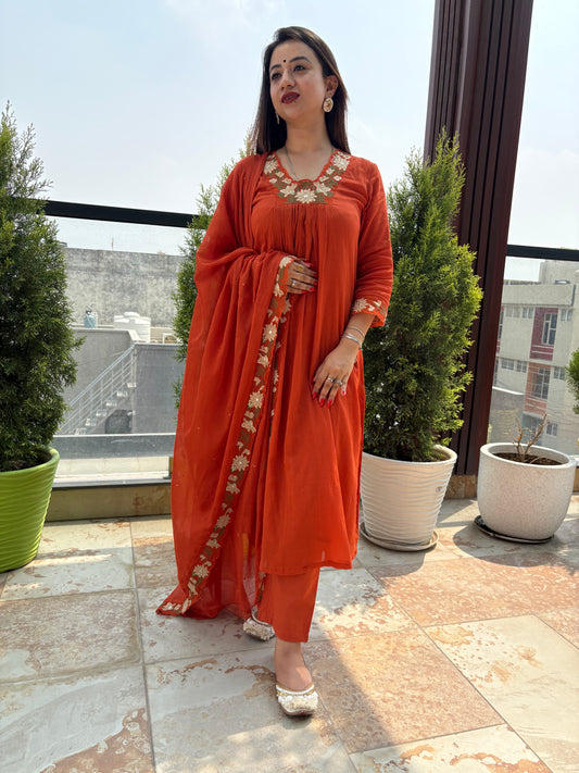 Premium Quality Embroidered Organza Laced V-Neck Anarkali Pant Dupatta Set.
