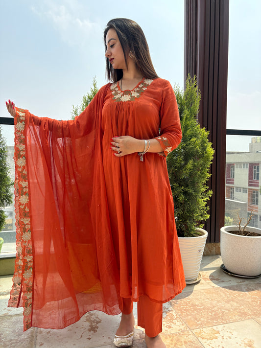 Premium Quality Embroidered Organza Laced V-Neck Anarkali Pant Dupatta Set.