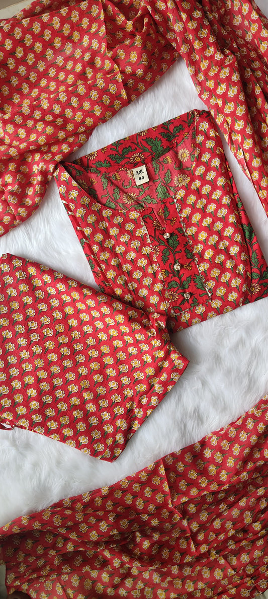 Premium quality Cotton Kalamkari Print Kurti Pant Dupatta set.