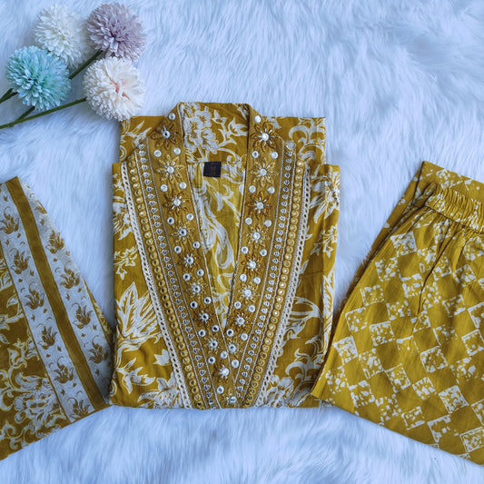 Premium quality Pure Cotton Discharge Print Straight V Neck Kurti Pant Dupatta set.